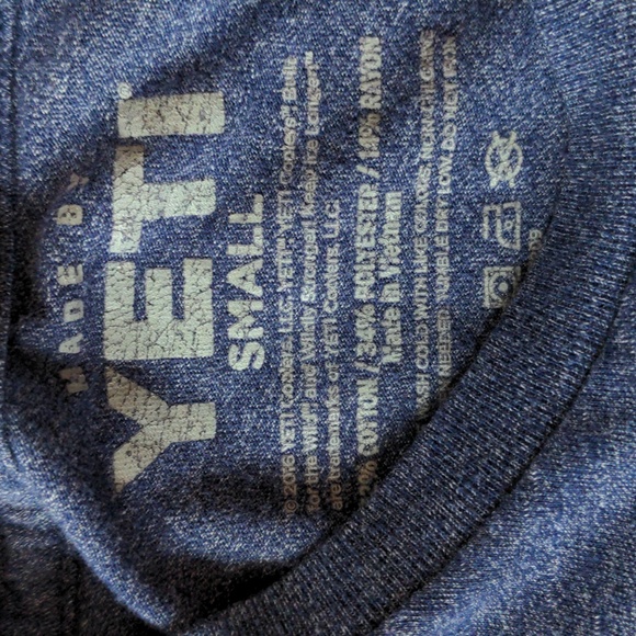 Yeti Blue Built For The Wild T Shirt Size Small - Picture 3 of 5
